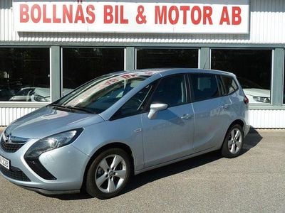 Grå Begagnad 2015 Opel Zafira Tourer Enjoy Minibuss | 132 000 kr (Dyr)