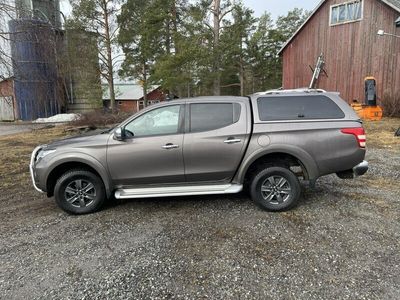 begagnad Mitsubishi L200 Dubbelhytt 2.4 IC/TC DI-D 4WD Euro 6