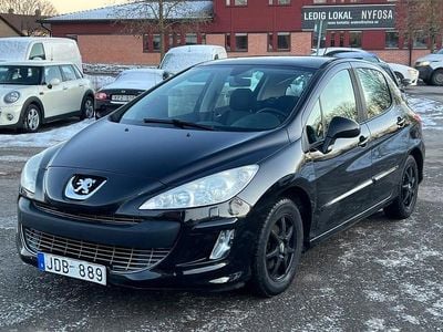 Svart Begagnad 2008 Peugeot 308 Halvkombi | 39 900 kr (Marknadspris)