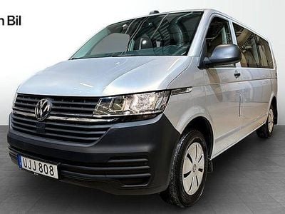 Reflexsilver metallic Begagnad 2022 VW Caravelle Comfortline Minibuss | 449 900 kr (Superpris)