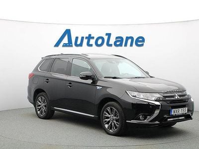 Svart Begagnad 2017 Mitsubishi Outlander P-HEV Sedan | 149 900 kr