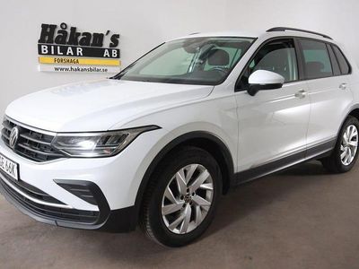 Vit Begagnad 2022 VW Tiguan SUV | 299 500 kr (Bra pris)