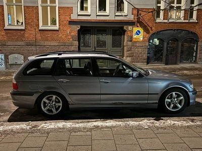 Begagnad BMW 325 192 HK (141 kW) 2004 Kombi