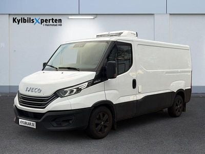 Vit Begagnad 2022 Iveco Daily Van | 311 250 kr