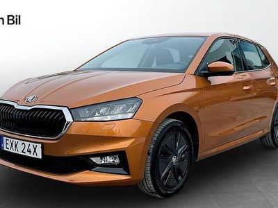 Begagnad Skoda Fabia Style 110 HK (80 kW) 2023 Orange Halvkombi