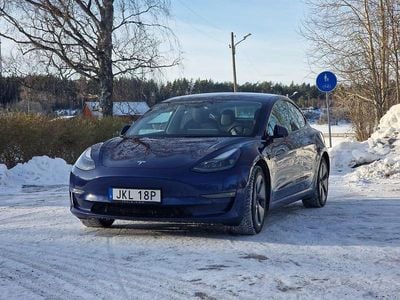 Begagnad 2022 Tesla Model 3 Long Range AWD Sedan | 315 000 kr (Lite dyr)