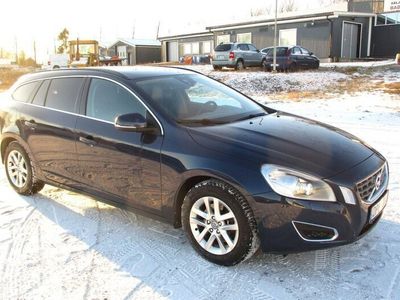 begagnad Volvo V60 D3 Momentum Nyservad. Välvårdad 136Hk