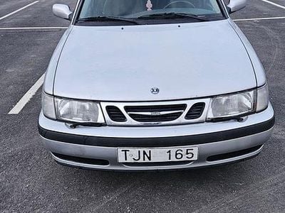 Ljusgrå Begagnad 2002 Saab 9-3 | 32 000 kr (Lite dyr)