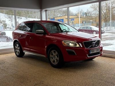 Begagnad Volvo XC60 R-Design 215 HK (158 kW) 2011 Röd SUV