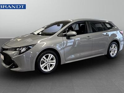 Grå Begagnad 2021 Toyota Corolla Kombi | 214 900 kr