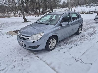 Begagnad Opel Astra 115 HK (84 kW) 2008