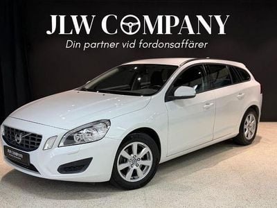 Vit Begagnad 2012 Volvo V60 Kinetic Kombi | 114 900 kr (Marknadspris)