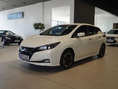 Okänd Begagnad 2023 Nissan Leaf N-Connecta Halvkombi | 208 800 kr (Marknadspris)