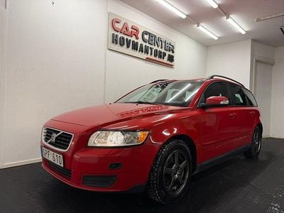 Begagnad Volvo V50 Kinetic 125 HK (91 kW) 2007 Röd Kombi