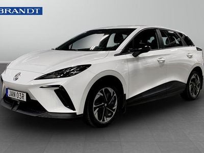 Begagnad MG MG4 EV 2023 Vit Halvkombi