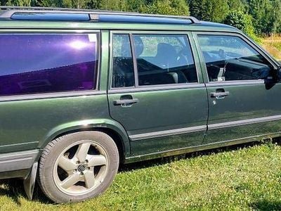 Grön metallic Begagnad 1998 Volvo 940 Kombi | 80 000 kr