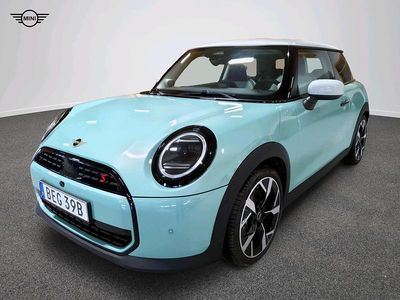 Grön Begagnad 2024 Mini Cooper S Halvkombi | 404 900 kr