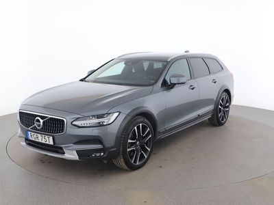 begagnad Volvo V90 CC D5 AWD Geartronic Momentum / VOC