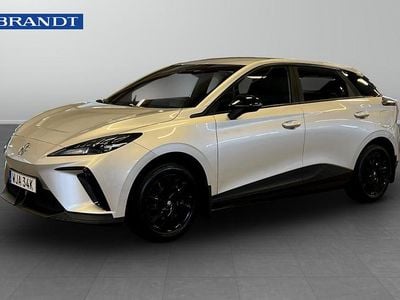 Begagnad MG MG4 EV 125 kW (171 HK) 2023 Grå Halvkombi