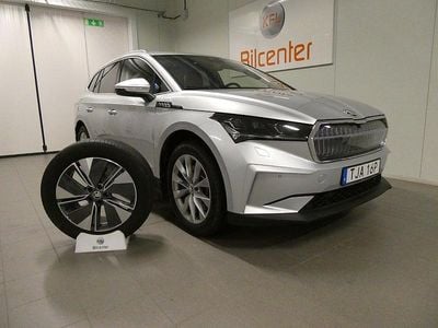 Silver Begagnad 2022 Skoda Enyaq iV SUV | 359 900 kr (Marknadspris)