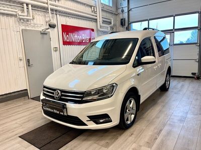Vit Begagnad 2018 VW Caddy Life Minibuss | 229 900 kr