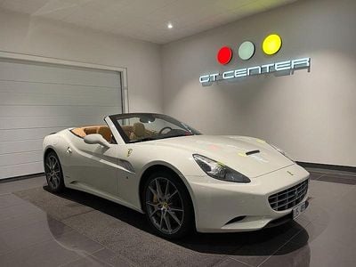 Vit Begagnad 2013 Ferrari California Cab | 1 395 000 kr