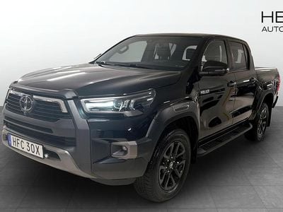 Svart Begagnad 2024 Toyota HiLux Pickup | 699 000 kr (Dyr)