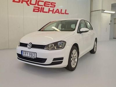 Begagnad VW Golf VII 110 HK (80 kW) 2016 Vit Halvkombi