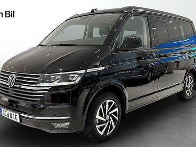 Deep black pärleffek Begagnad 2024 VW California California Van | 874 900 kr (Bra pris)