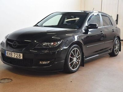 Begagnad Mazda 3 260 HK (191 kW) 2006 Svart Halvkombi