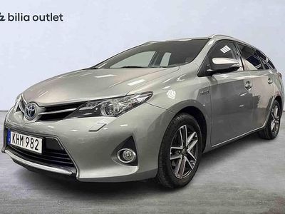 Grå Begagnad 2015 Toyota Auris Touring Sports Kombi | 139 900 kr (Marknadspris)