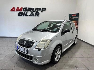 Begagnad Citroën C2 73 HK (53 kW) 2005 Silver Halvkombi