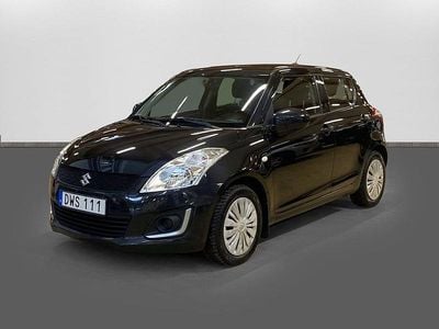 Begagnad Suzuki Swift 94 HK (69 kW) 2015 Svart Halvkombi