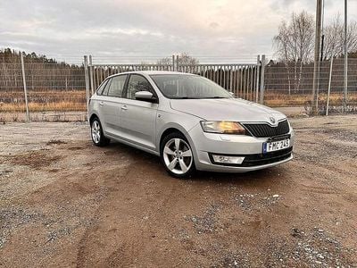 Silver Begagnad 2014 Skoda Rapid Kombi | 49 800 kr