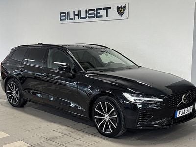 Begagnad Volvo V60 Plus 310 HK (228 kW) 2023 Svart Kombi