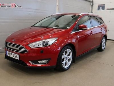 Röd Begagnad 2018 Ford Focus Titanium Kombi | 109 900 kr (Marknadspris)