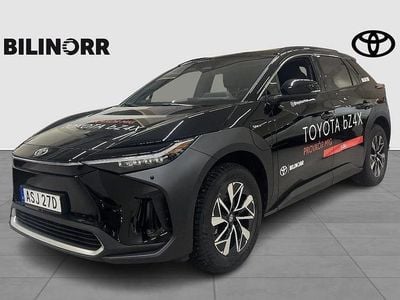 Svart Begagnad 2024 Toyota bZ4X Executive SUV | 469 000 kr (Dyr)