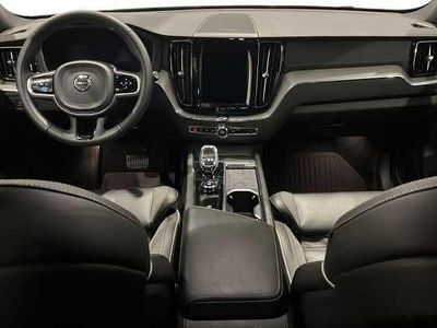 Begagnad Volvo XC60 Ultimate 253 HK (186 kW) 2023 Grå SUV