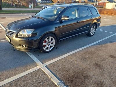Begagnad 2006 Toyota Avensis Executive Kombi | 31 500 kr