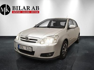 Silver Begagnad 2005 Toyota Corolla Halvkombi | 49 900 kr (Marknadspris)