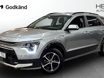 Grå Begagnad 2024 Kia Niro Advance SUV | 359 900 kr (Marknadspris)