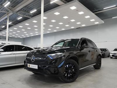 Svart Begagnad 2024 Mercedes GLC300e | 639 900 kr (Lite dyr)