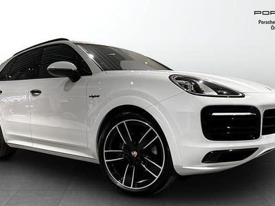 Carrara white metallic Begagnad 2023 Porsche Cayenne Platinum Edition SUV | 925 000 kr