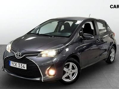 Grå Begagnad 2016 Toyota Yaris Active Halvkombi | 109 000 kr (Marknadspris)