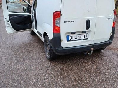 Begagnad Citroën Nemo 75 HK (55 kW) 2012 Minibuss