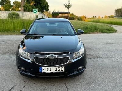 Begagnad Chevrolet Cruze 150 HK (110 kW) 2010 Svart Sedan
