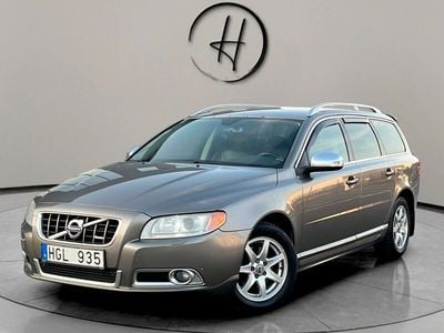 Grå Begagnad 2010 Volvo V70 Summum Kombi | 65 000 kr (Marknadspris)