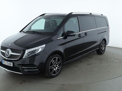 Svart Begagnad 2022 Mercedes V250 Avantgarde Minibuss | 619 000 kr (Dyr)