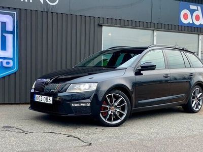 begagnad Skoda Octavia Combi RS 2.0 TSI|Läder|Drag|B-kamera 220hk