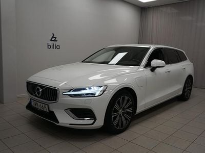 Vit Begagnad 2021 Volvo V60 Inscription Kombi | 269 900 kr (Superpris)